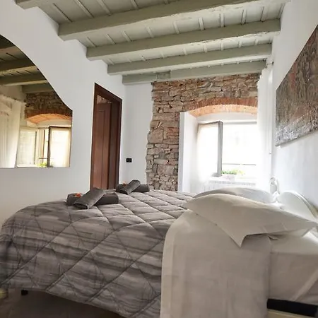 Gasthuis La Torre House 2*